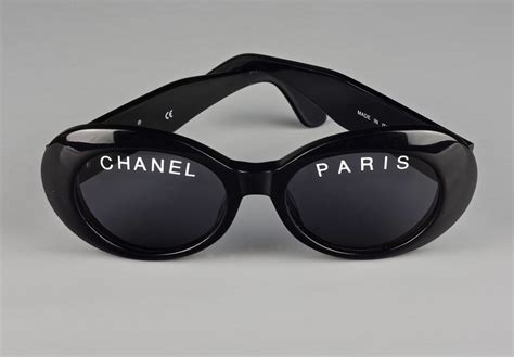 occhiali chanel con scritta laterale|occhiali Chanel offerta.